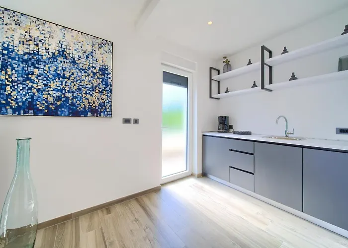 Βίλα Villa See Vrbnik